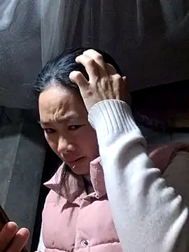 gio-thu online show from January 8, 2026, 1:52 am