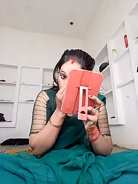 Snapshot of Cuty_tanya chatting on February 18, 2026, 4:47 pm Cuty tanya online show from February 18, 2026, 4:47 pm