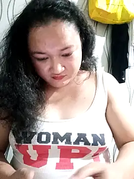 sweetannie13 online show from November 8, 2025, 5:56 pm