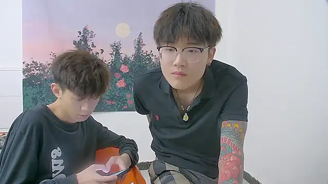 KK-cuteboy online show from June 3, 2026, 2:08 pm