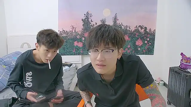 KK-cuteboy online show from June 3, 2026, 4:01 pm