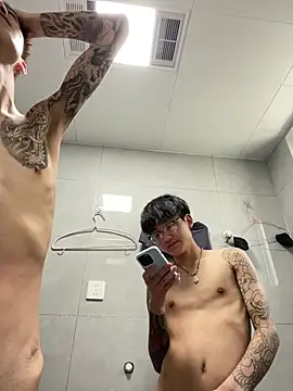 KK-cuteboy online show from June 5, 2026, 1:01 am