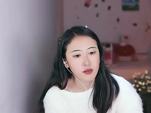 Queena  online show from January 11, 2026, 3:28 pm