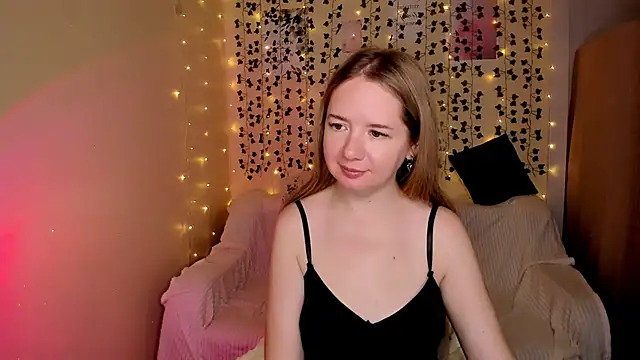 Evaa Braunn online show from November 27, 2025, 2:13 am