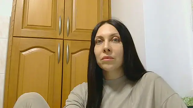 Snapshot of Olivarra chatting on February 28, 2026, 6:53 pm Olivarra online show from February 28, 2026, 6:53 pm