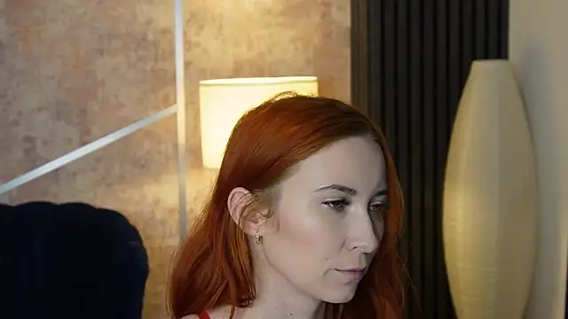 scarleteyes  online show from January 12, 2026, 5:23 am