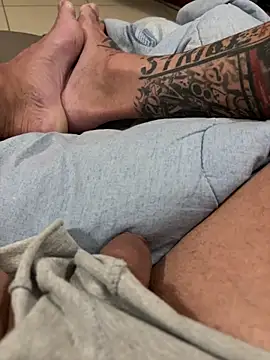 Sexy-feet78 online show from October 8, 2025, 8:28 pm