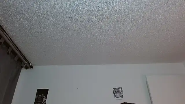 hot teo  online show from December 17, 2025, 9:48 am