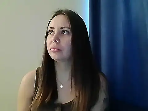 Snapshot of Qarivell chatting on February 10, 2026, 11:47 am Qarivell online show from February 10, 2026, 11:47 am