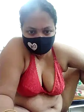 Snapshot of Diana_025 chatting on October 16, 2025, 2:12 am Diana 025 online show from October 16, 2025, 2:12 am