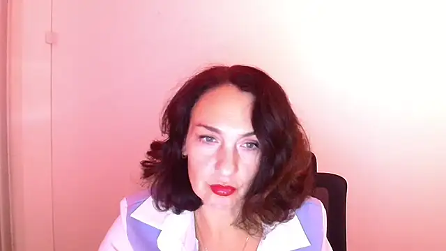 Rosie Rosee online show from November 16, 2025, 9:26 am