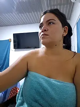 Katiia 15 online show from October 14, 2025, 8:09 pm