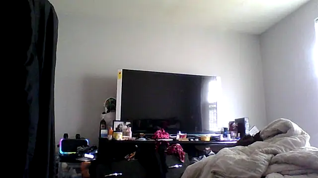 dezzidavill online show from May 2, 2026, 1:49 pm
