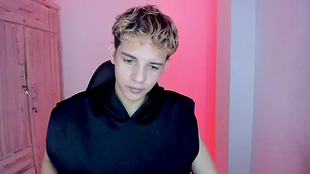 tylernova online show from February 15, 2026, 4:09 am