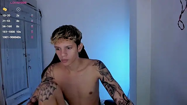 tylernova online show from April 13, 2026, 4:07 am