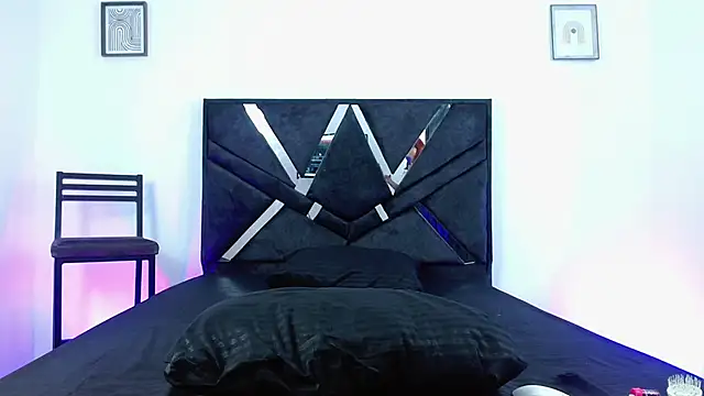 RachellLove online show from October 11, 2025, 5:33 pm