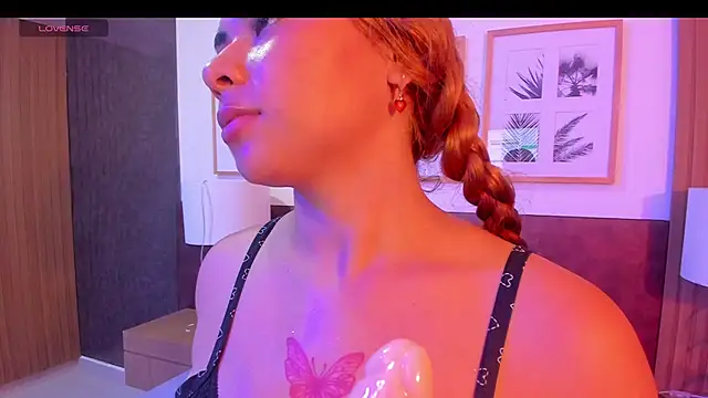 charlotte rea online show from October 11, 2025, 3:50 am