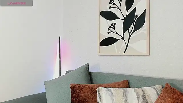 KassMonroe online show from April 13, 2026, 8:03 pm