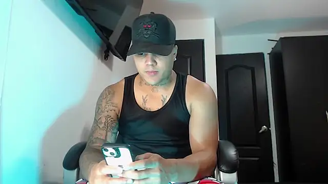 Boyhot 00 online show from October 9, 2025, 3:15 am