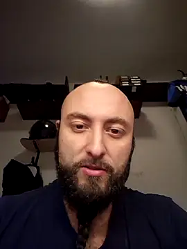 Snapshot of BeppeRagnar chatting on November 13, 2025, 7:35 pm BeppeRagnar online show from November 13, 2025, 7:35 pm