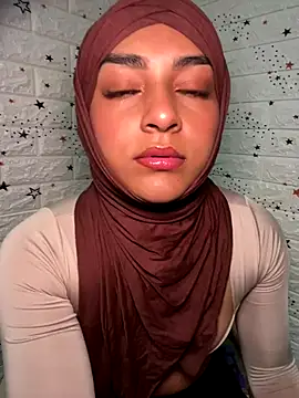 Snapshot of CelestSkyy chatting on November 16, 2025, 9:20 pm CelestSkyy online show from November 16, 2025, 9:20 pm