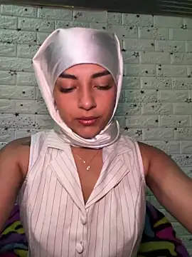 Snapshot of CelestSkyy chatting on December 14, 2025, 11:20 pm CelestSkyy online show from December 14, 2025, 11:20 pm