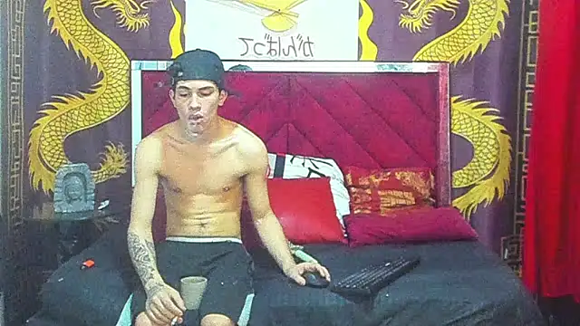 Pride couple online show from February 3, 2026, 11:21 pm