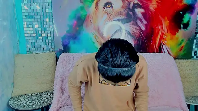 ZAMMIRA online show from February 9, 2026, 5:22 am