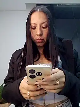 you yuyuu online show from January 10, 2026, 5:42 am