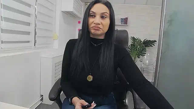 YaraXCox online show from February 8, 2026, 4:16 am