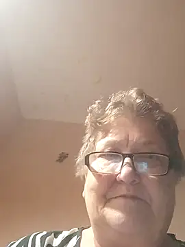 Katherine735 online show from December 19, 2025, 4:47 pm