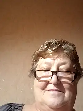 Katherine735 online show from January 6, 2026, 10:23 pm