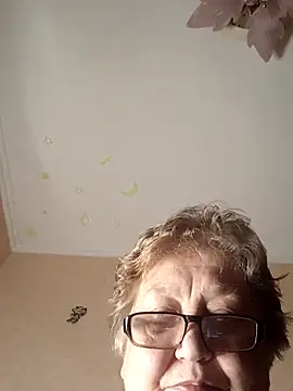 Katherine735 online show from January 16, 2026, 7:51 pm