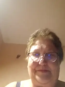 Katherine735 online show from May 3, 2026, 8:59 pm