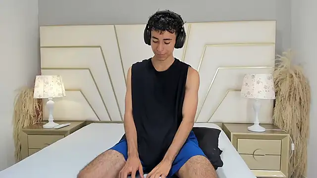 Zahir Ashar online show from October 13, 2025, 11:21 am