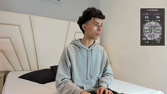 Zahir Ashar online show from October 18, 2025, 10:38 am