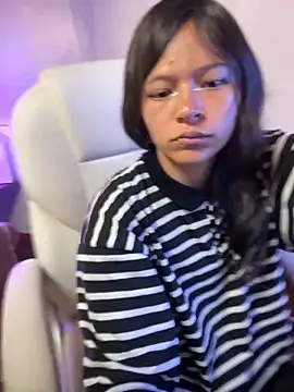 Ninfa pink online show from October 21, 2025, 3:35 pm