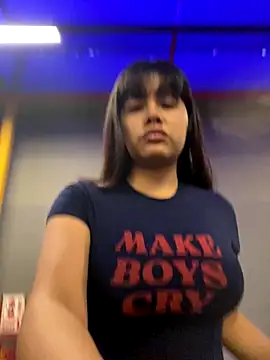 SweetieMariana online show from October 16, 2025, 7:15 pm