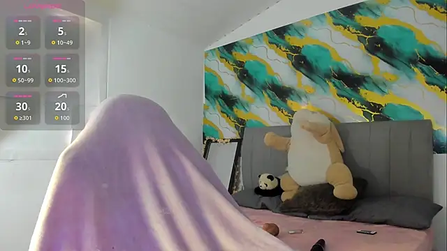 Barbieteeen online show from January 9, 2026, 4:43 pm