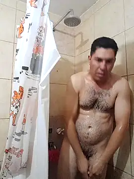 Snapshot of Ezeaxl chatting on April 10, 2026, 9:30 pm Ezeaxl online show from April 10, 2026, 9:30 pm