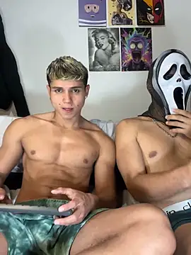 mirallesandbig online show from October 17, 2025, 10:56 pm