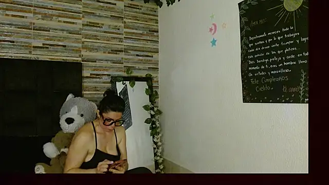 disneey2888 online show from October 19, 2025, 3:07 am