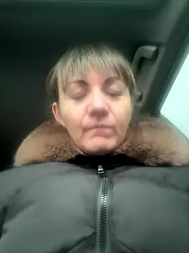 Butterfly8385 online show from January 9, 2026, 1:47 pm