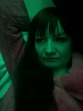 Butterfly8385 online show from January 13, 2026, 10:26 pm