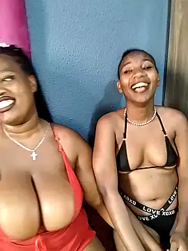 SweetBedroomEyez online show from April 9, 2026, 12:32 pm