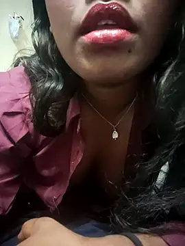 Lovely Payal online show from November 17, 2025, 3:23 am