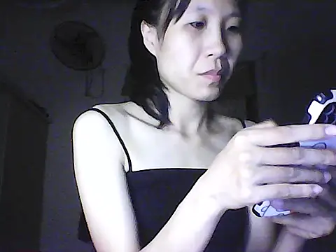 Snapshot of Ninaa_Show chatting on October 15, 2025, 3:23 pm Ninaa Show online show from October 15, 2025, 3:23 pm