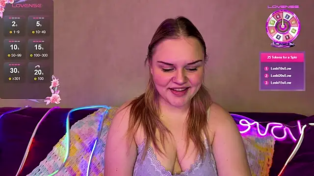 Snapshot of Mila_mikki chatting on October 14, 2025, 9:59 pm Mila mikki online show from October 14, 2025, 9:59 pm