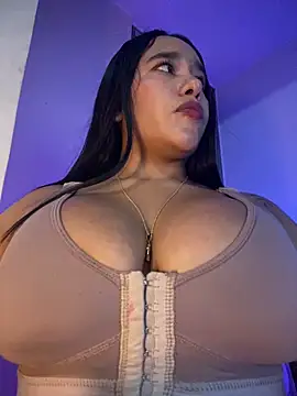 Snapshot of mis-violetha chatting on May 16, 2026, 12:29 am mis-violetha online show from May 16, 2026, 12:29 am