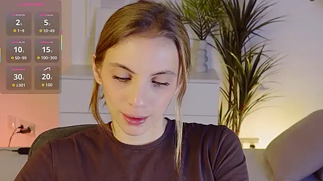 mia silkk online show from November 19, 2025, 6:13 am